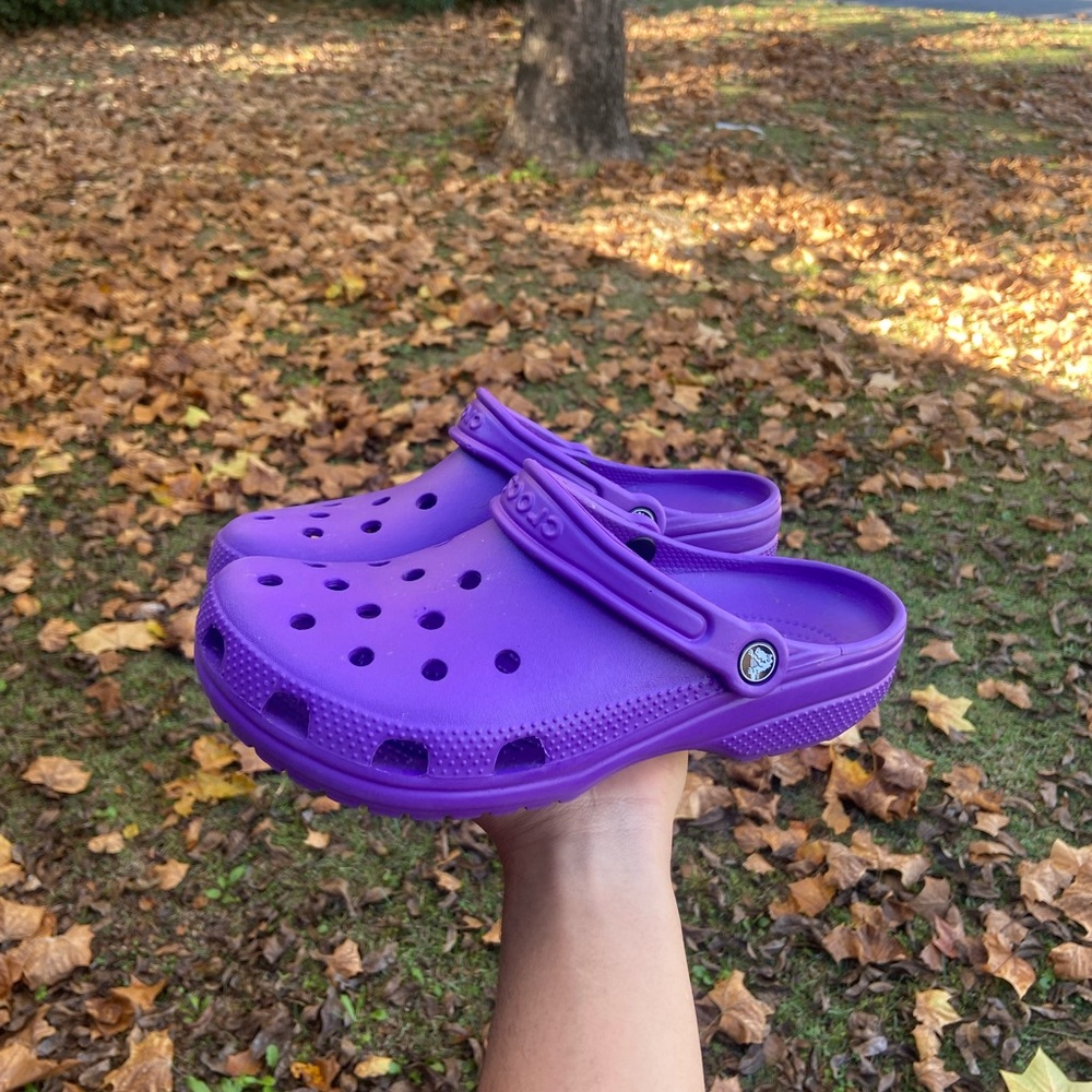 Women’s crocs size 7 bundle